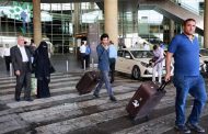 بعد سنوات من التوقف .. استئناف رحلات مطار صنعاء ينعش آمال اليمنيين في الهدنة الهشة