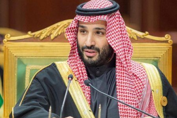 ولي عهد السعودية يعطي إشارات على وحدة العائلة الحاكمة مع اقتراب الخلافة