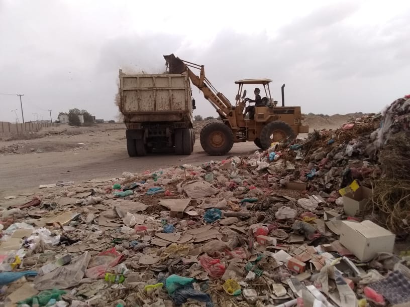 صندوق نظافة والتحسين تبن ينفذ حملة نظافة بمنطقة المدينة الخضراء بلحج