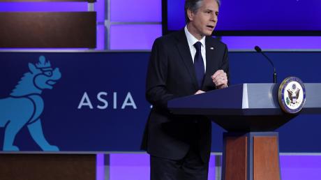 بعد زلّة بايدن.. بلينكن يؤكد على سياسة 