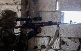 في احدث خرق للهدنة: استشهاد جندي وجرح اخر برصاص قناصة المليشيات الحوثية شمال الضالع