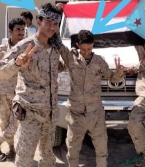 الأزارق تودع اثنين من ابنائها أثر مقتلهم بانفجار في عتق