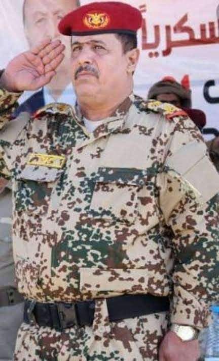 توجيهات رئاسية بإعادة تجهيز قوات محور أبين بالكامل