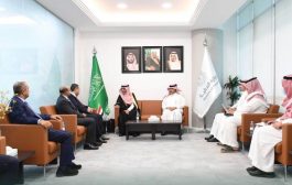الرياض : وزراء المالية السعودي واليمني في لقاء لبحث الأوضاع الاقتصادية والمالية 