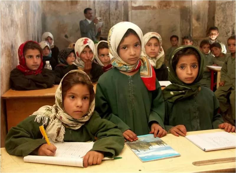 التعليم في اليمن.. بين مطرقة التطييف وسندان الفساد