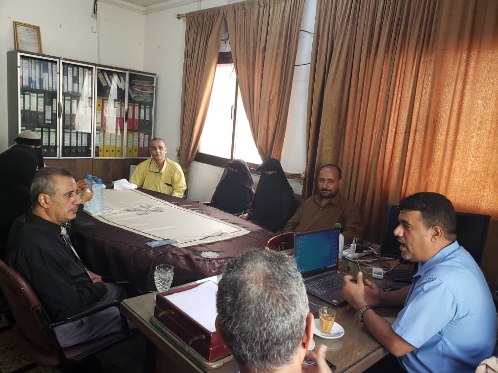 مدير مكتب الشؤون الاجتماعية في عدن يزور مركز الخدمات الاجتماعية الشاملة