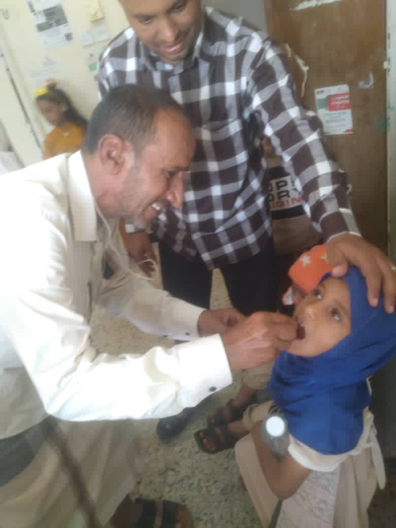 الازارق : تدشن حملة التحصين ضد شلل الأطفال الجولة الثالثة