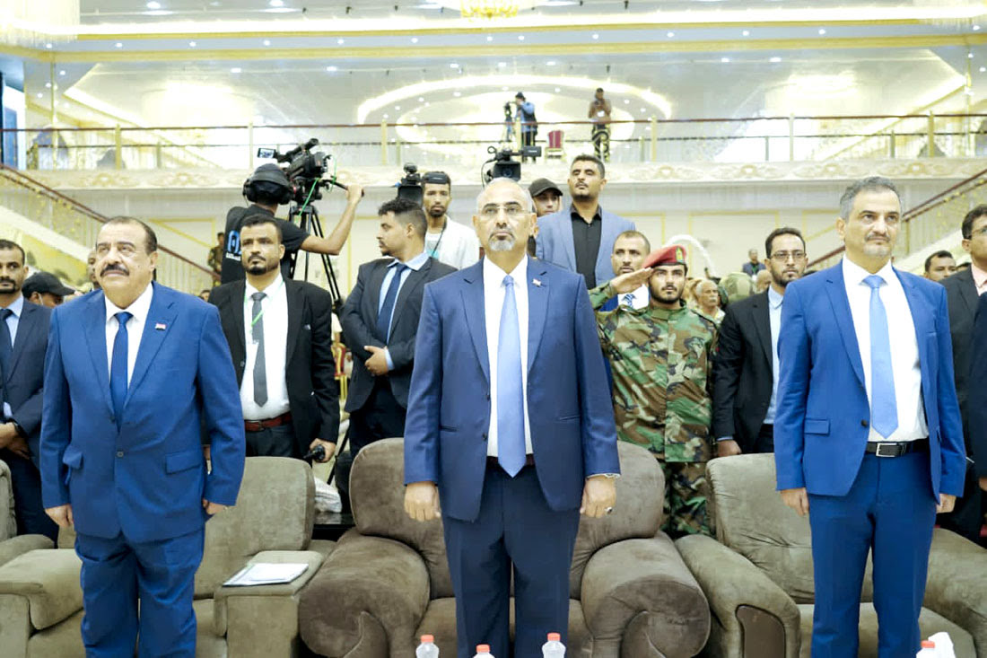 صحيفة بريطانية :  المجلس الانتقالي يطلق مسارا موازيا لانفصال جنوب اليمن