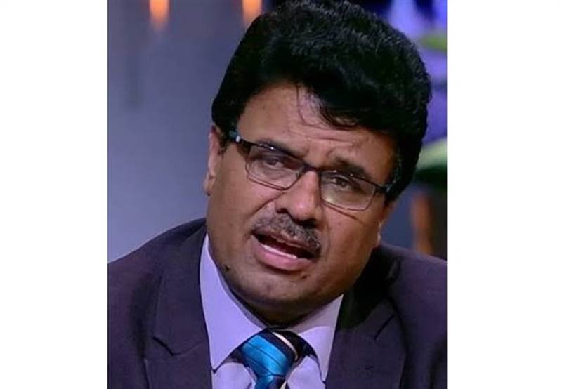 الرئيس الزُبيدي يُعزَّي في وفاة الكاتب والإعلامي البارز صالح الحميدي