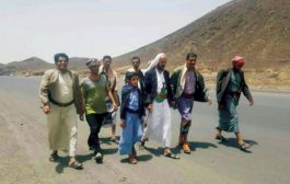الأصوات المنددة بفساد الحوثيين تتعالى وسط استمرار صراع الأجنحة