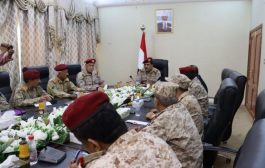 وزير الدفاع : المعركة اليوم تتمثل باستعادة الدولة وإنهاء خطر مليشيا الحوثي