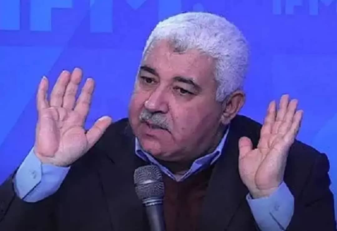 محكمة تونسية تقضي بسجن صحافي إخواني (3) شهور... ما تهمته؟