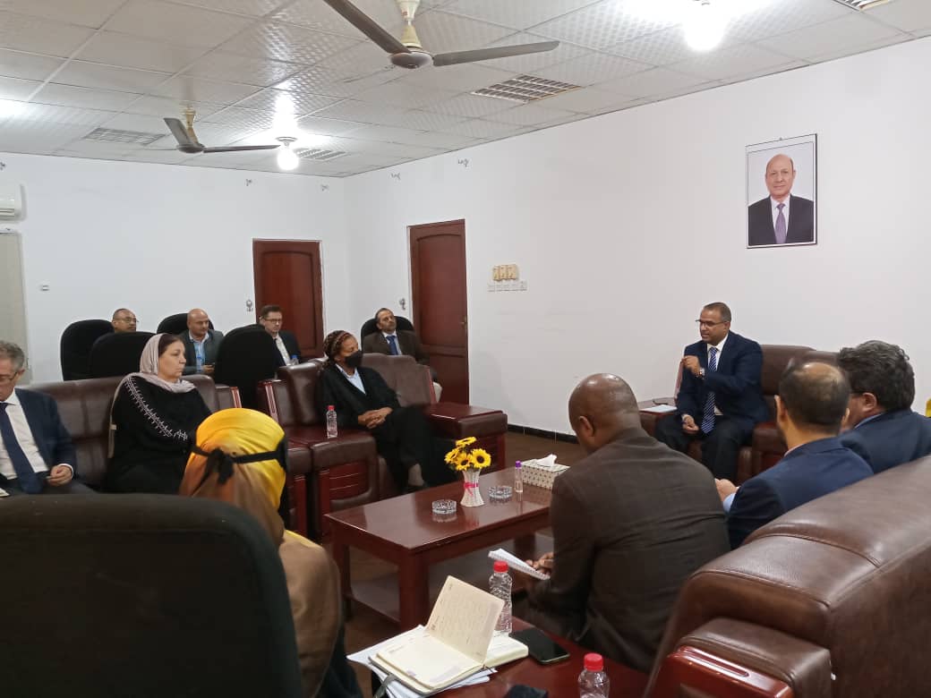 الوزير الزعوري: نطالب بفتح مكتب لرئيس لمنظمة اليونيسيف في عدن