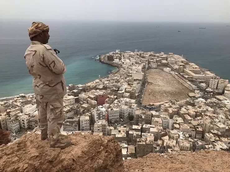إنهاء نفوذ الإخوان في حضرموت والمهرة تصحيح لمسار المعركة ضد الحوثي
