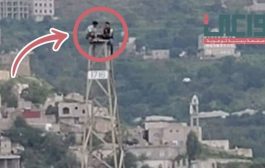 مشهد انتحاري .. أطفال يمنيين يمرحون مع الموت على أبراج الكهرباء