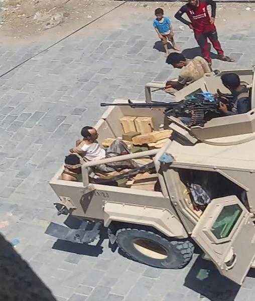 شبوة : اشتباكات متقطعة وسيطرة لقوات العمالقة ...