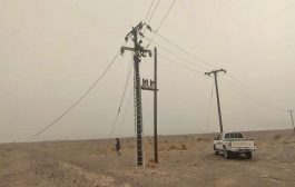مؤسسة مياه عدن تواصل أعمال تركيب شبكة كهربائية جديدة بحقل بئر أحمد