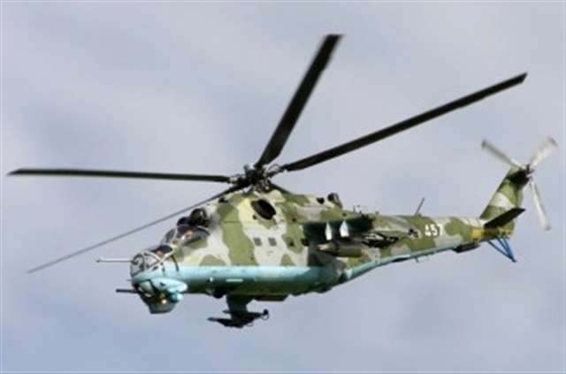 بعد فشل قيادتها .. سقوط طائرة مروحية تابعة للحوثيين في صنعاء