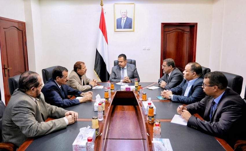 لقاء بين السلطة القضائية والتنفيذية في عدن