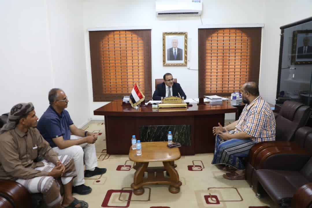 وزير الصحة يؤكد دعم الوزارة لانشاء مركزين لامراض القلب بمحافظتين 
