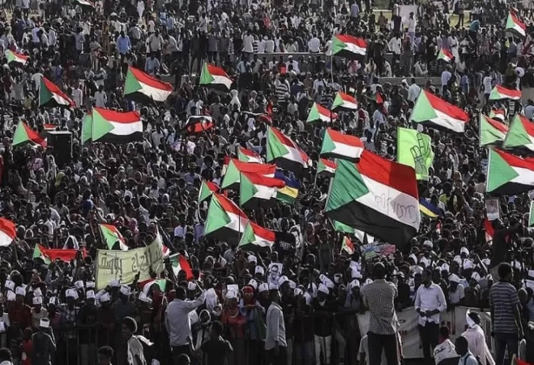 لماذا يعارض إخوان السودان مشروع الدستور الانتقالي؟