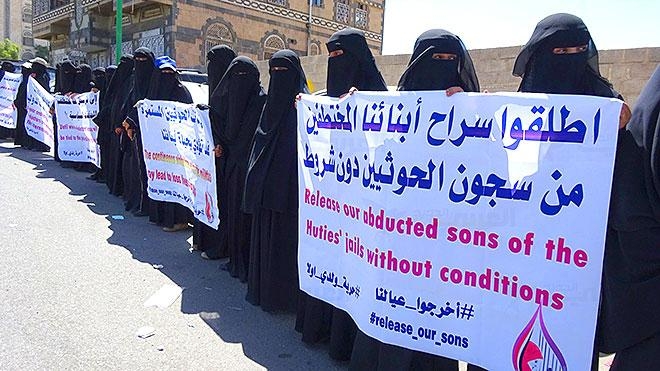 رابطة أمهات المختطفين تطلق حملة لمناصرتها وضمان عدم الإفلات من العقاب