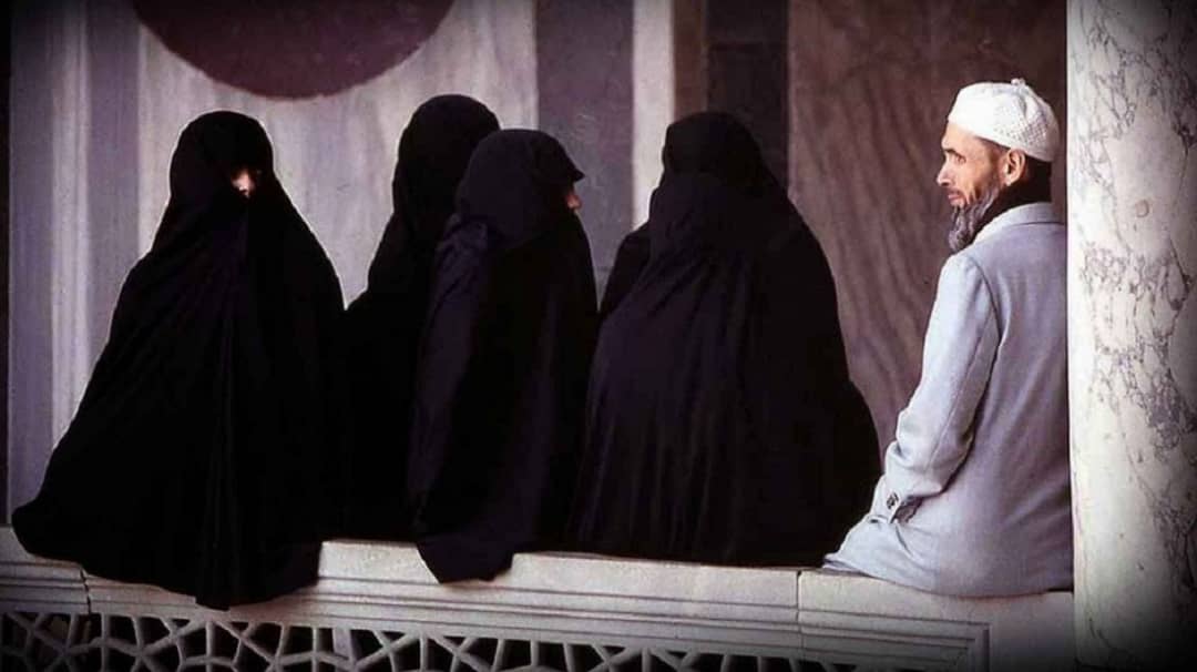 هيمنة المزاج السلفي على الفتاوى تقلل مكتسبات النساء في مصر