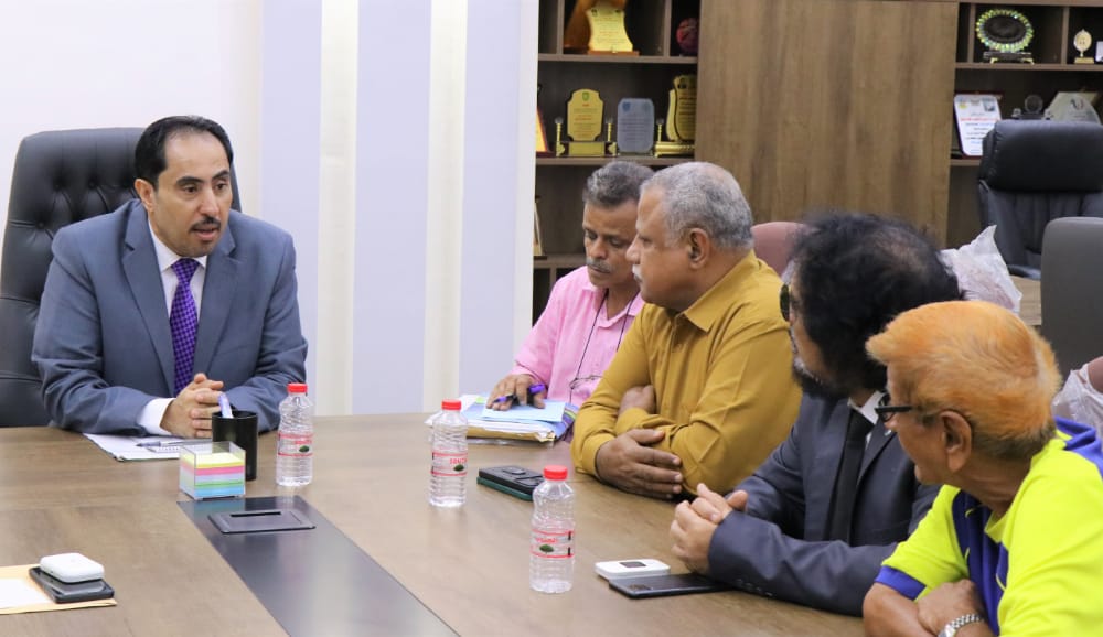 وزير الشباب والرياضة يوجه بفتح مركز للطب الرياضي بمحافظة عدن