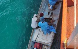 إصابة العمال من الجنسية الهندية جراء القصف الحوثي على ميناء قنا