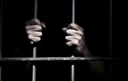 لحوثيون يحيلون أكثر من 30 مختطفا إلى المحاكمة بتهم ملفقة... (أسماء)