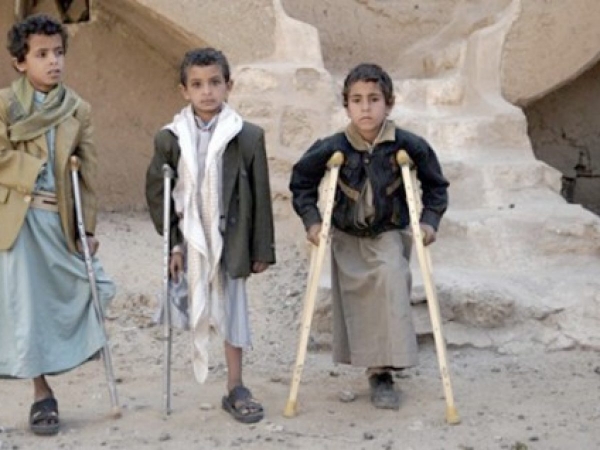بينهم نساء وأطفال .. مقتل وإصابة 7 مدنيين بانفجار ألغام حوثية