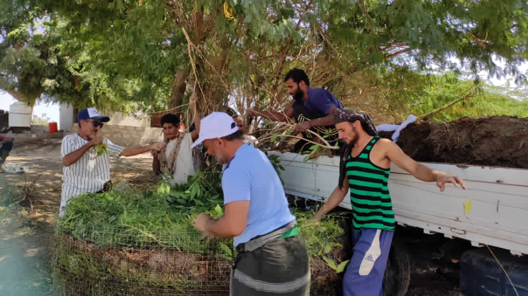 الجمعية الوطنية للبحث العلمي بأبين تنفذ دورة تدريبية في مجال صناعة الكموبست 