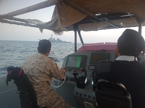 خفر السواحل تعلن تسلمها أربعة متورطين بتهريب شحنة متفجرات قادمة من إيران 
