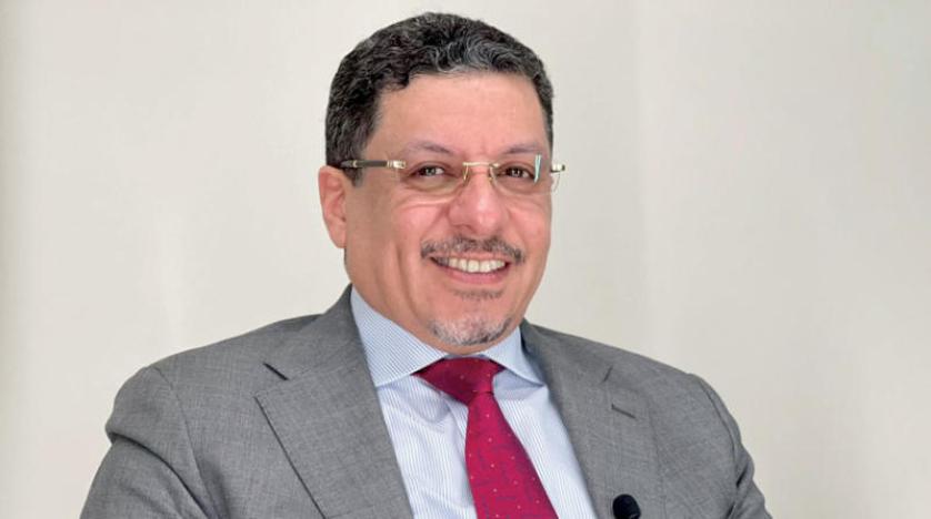 في حوار مع «الشرق الأوسط» .. وزير الخارجية اليمني: قائمة سوداء بالمتورطين الحوثيين
