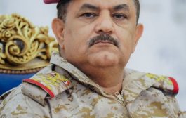 لحسم المعركة ضد مليشيا الحوثي .. وزير الدفاع يتوجه إلى الإمارات