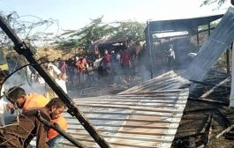 اندلاع حريق بمخيم للنازحين غرب اليمن.. وتشريد العشرات