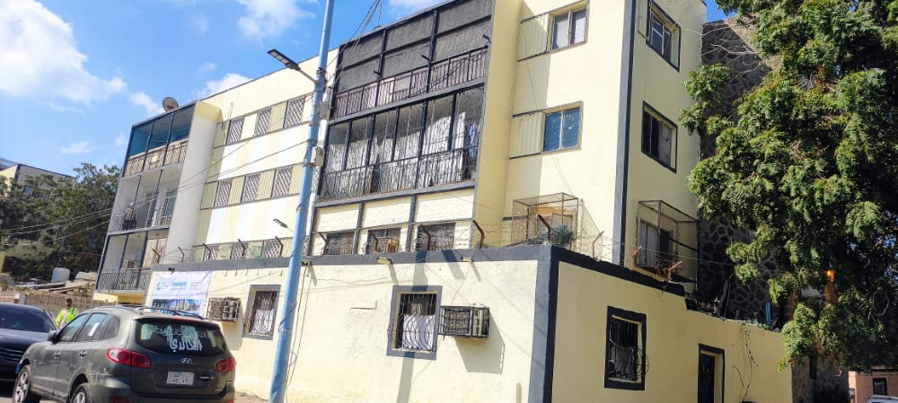 بدعم من البرنامج السعودي تأهيل أكثر من 100 منزلا في مديرية بعدن 