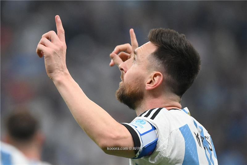 كم عدد العروض التي تلقاها ميسي بعد التتويج بكأس العالم؟