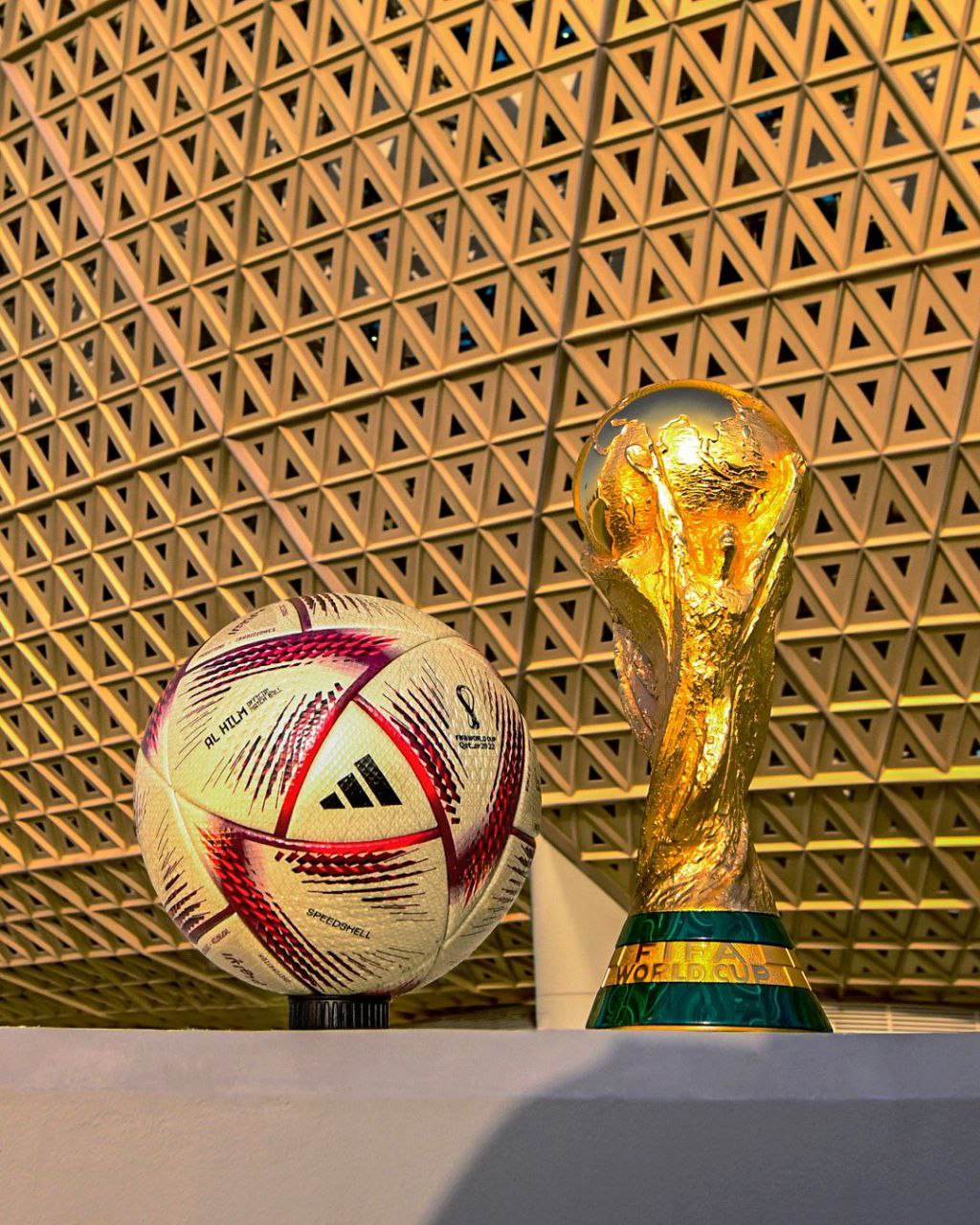 شاهد الكرة الرسمية الجديدة لنصف نهائي كأس العالم .. وماذا أطلق عليها ؟