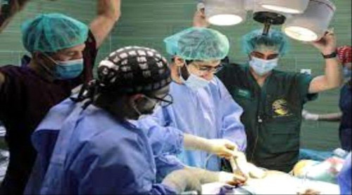 مركز الملك سلمان يطلق أعمال المخيم الطبي للعمليات الجراحية المختلفة في سقطرى