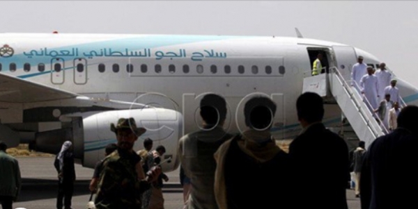 وسطاء عمانيون يصلون صنعاء لبحث تجديد الهدنة
