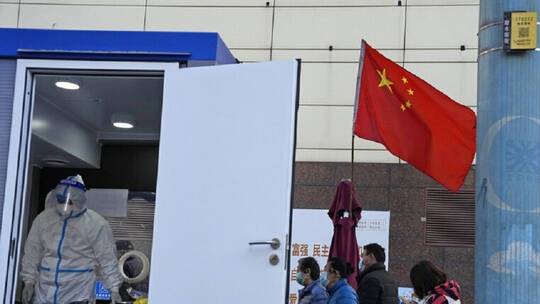 السلطات الصحية الصينية تعلن تسجيل 60 ألف حالة وفاة بكورونا خلال 5 أسابيع