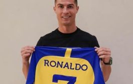 ما حقيقة ارتداء رونالدو قميص النصر قبل عشر سنوات؟