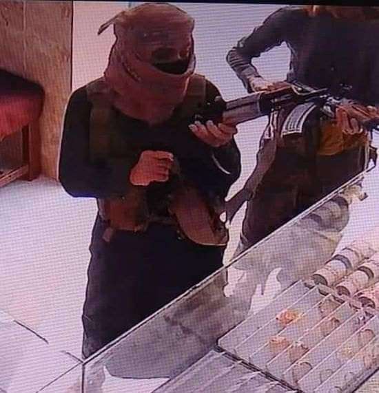 قتلى وجرحى في هجوم مسلح على محل ذهب بمديرية القطن