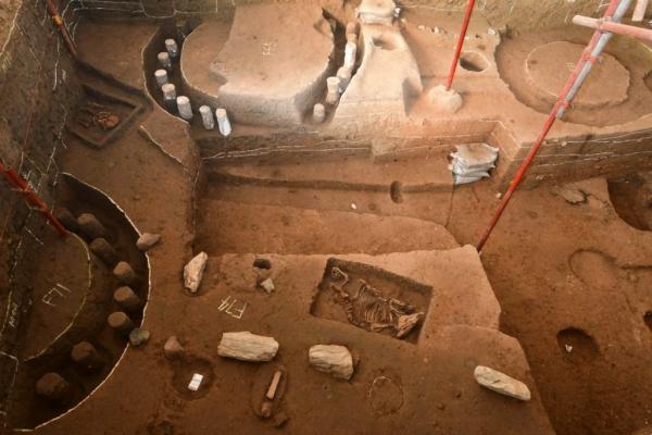 اكتشاف منازل عمرها 6000 عام بهذه الدولة !
