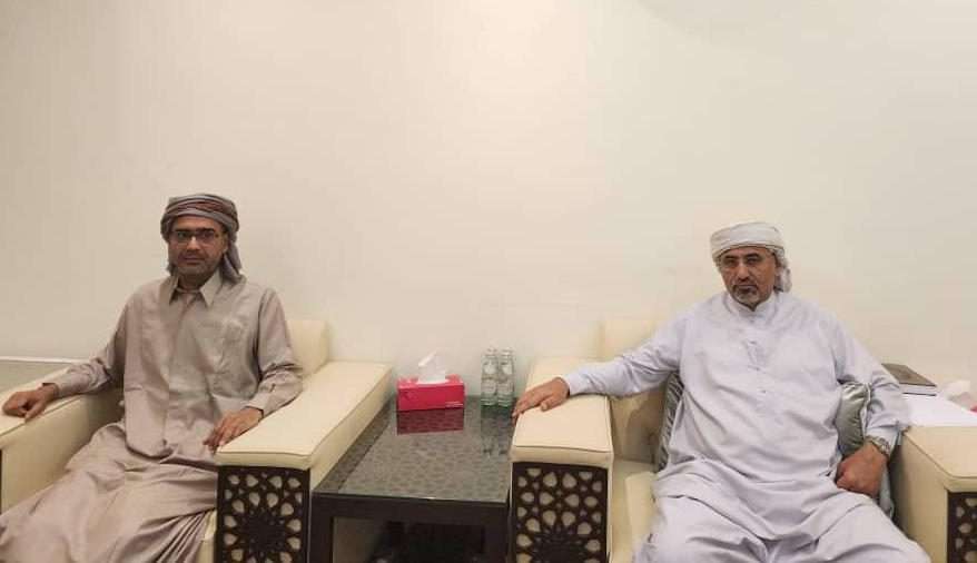 الزُبيدي يتابع الحالة الأمنية والخدمية بوادي حضرموت