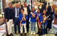 4 أطفال يمنيين يحققون لقب كأس البطولة في مسابقة الجمهورية النصف سنوية بمصر 