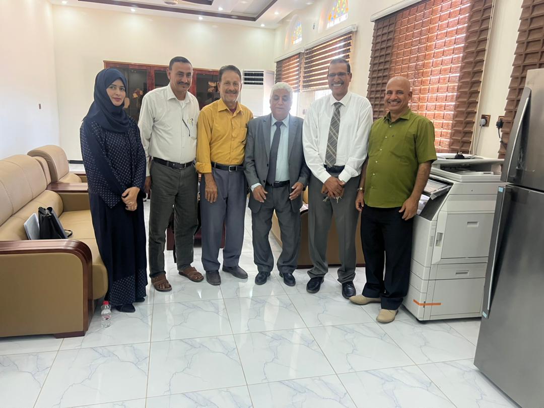 رئيس جامعة لحج يلتقي مسئول برنامج الأمم المتحدة للمستوطنات البشرية- عدن