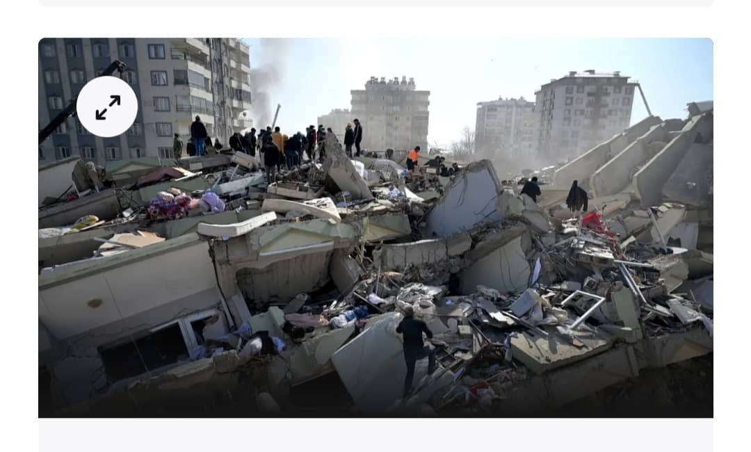 سباق مع الزمن.. أكثر من 18 ألف قتيل حصيلة زلزال تركيا وسوريا ومازال الآلاف عالقين