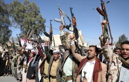 هكذا يجبر الحوثيون اليمنين على الاحتفال بذكرى مصرع شقيق زعيمهم